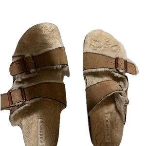 Madden Girl Women’s size 11 Faux Fur Lined Slide Sandals Size 11